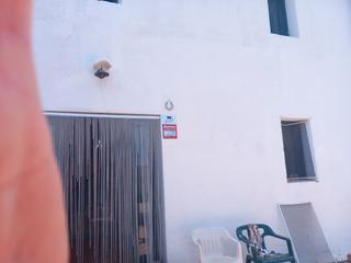 Casa a Carretera de la bleda 72. Vende masia