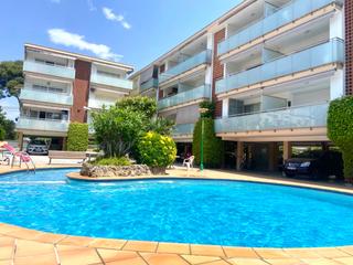 Miete Appartement in Paseo de la marina 105. Precioso apartamento recién reformado con piscina en la playa ca