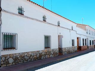 Casa a Calle reina sofia 38. Acogedora vivienda en el centro del pueblo