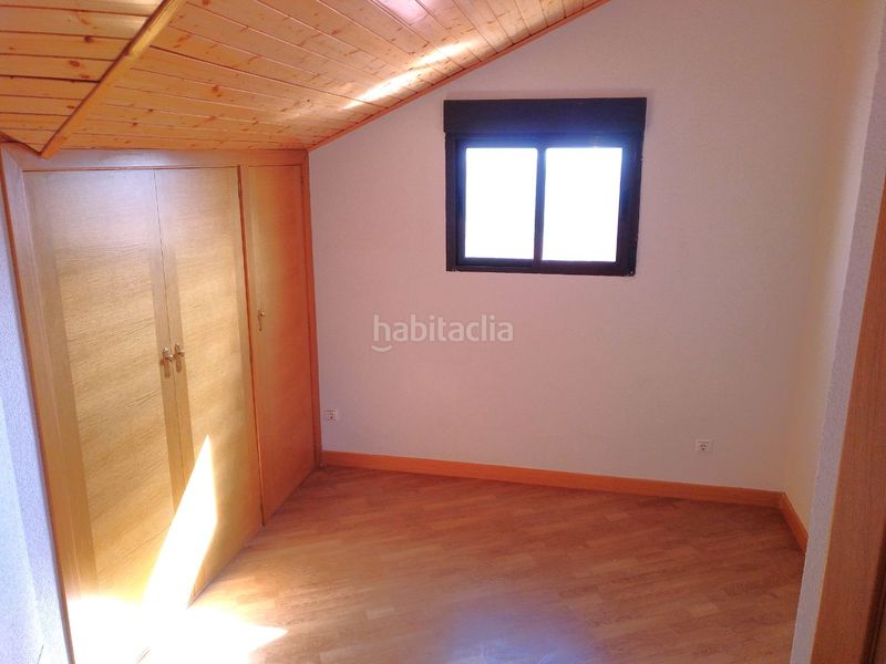 Foto 45d1f95b-1f7c-49be-945b-981c8c30181d. Flat in camino nuevo 5 in Miraflores de la Sierra