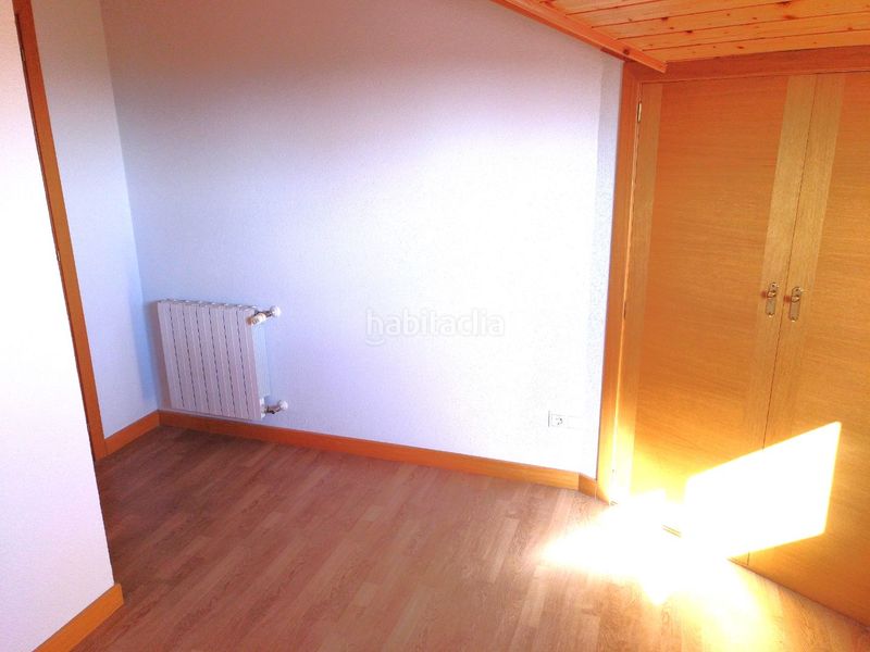 Foto 9c829d8f-f870-4696-912b-36fe92b6c444. Flat in camino nuevo 5 in Miraflores de la Sierra