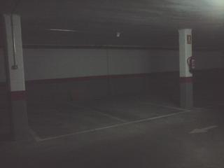 Location Parking voiture à Monasterio santa maria de montserrat  14. Plaza de garaje
