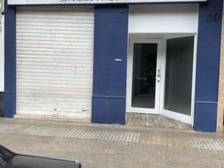 Location Local commercial à Calle carcagente  10. Alquiler local