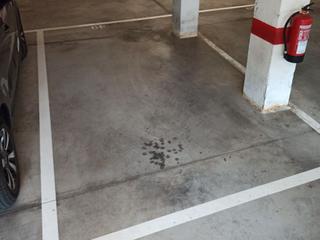 Miete Motorradparkplatz in Jaume ribó  27. Plaza de parquing para moto en la baixadeta