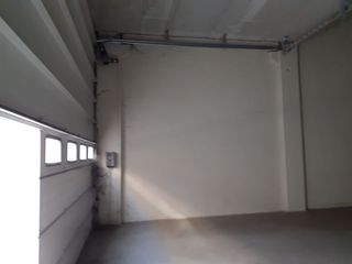 Rent Industrial building in Calle de la resina 57. Alquilo nave industrial en villaverde. c/ resina, 57-poligono in