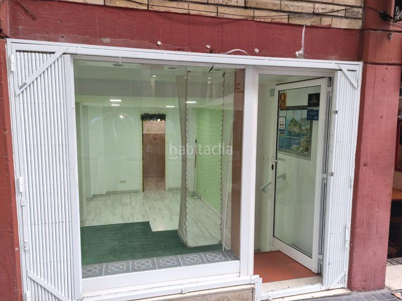 Foto 2ec26f7f-6c91-4e1e-b5c7-c08f342f5b0e. Alquiler local comercial en olzinelles 6 local 25 m2 para variedad de negocios en Barcelona