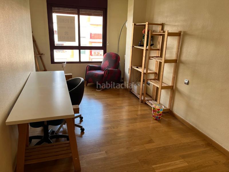 Foto f14caee0-9d6f-4eaf-8cf0-1b21b27a57ab. Location appartement dans periodista antonio herrero 3 dans Murcia