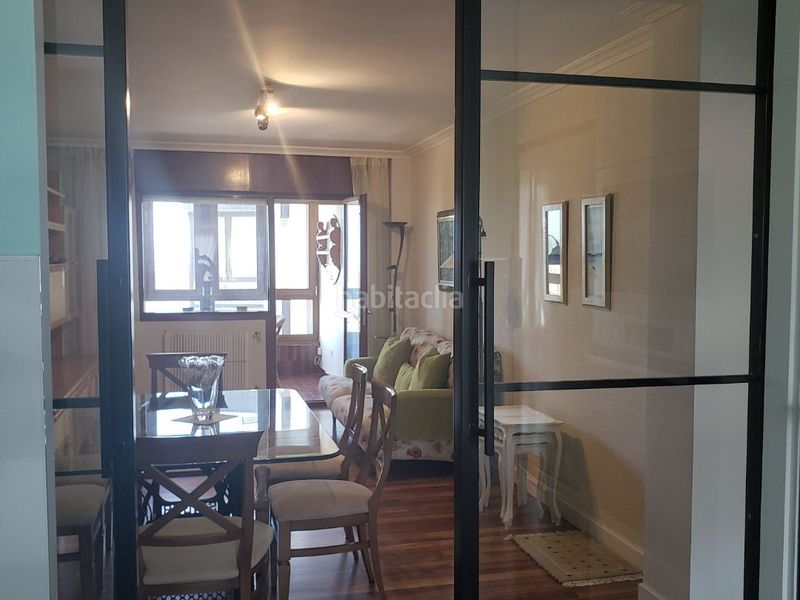 Foto 5346e9cf-8ee2-491f-a622-53056eb66973. Rent flat in avenida pontejos 3b in Los Castros Santander