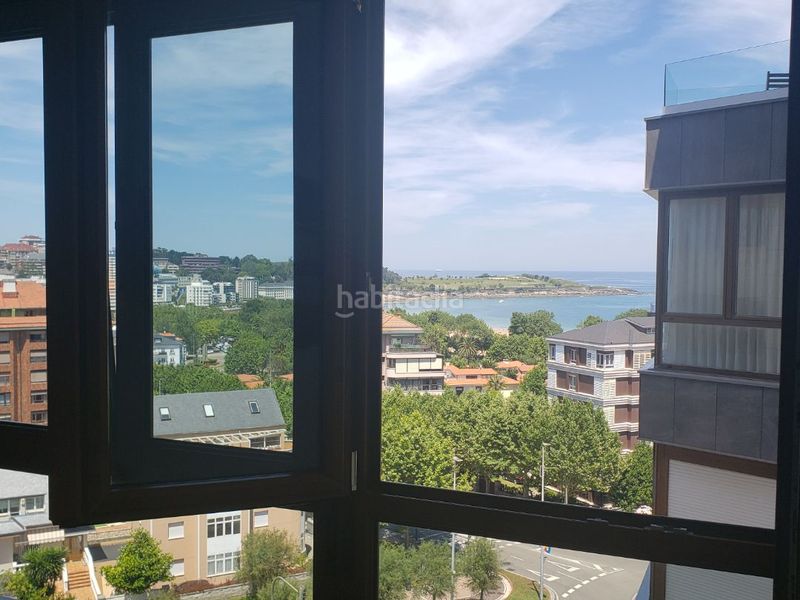 Foto 5eb87d41-d185-4b72-a991-f95a9053241d. Rent flat in avenida pontejos 3b in Los Castros Santander