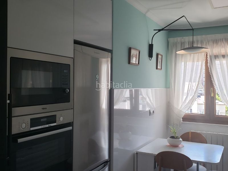 Foto ad52ebdd-195b-4f7f-a181-6fc55a6b2db4. Rent flat in avenida pontejos 3b in Los Castros Santander