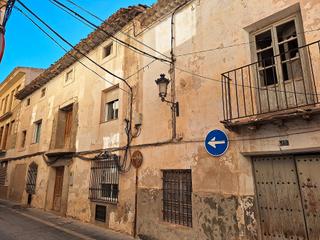 Casa a Calle conde 13. Casa de pueblo en centro de huéscar, granada.