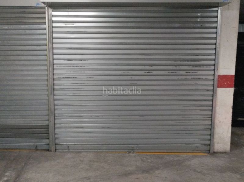 Foto ebb20b5f-5b53-4c80-b690-c29d8625b5bf. Aparcament cotxe a calle corceño 5 a Alisal - San Román Santander