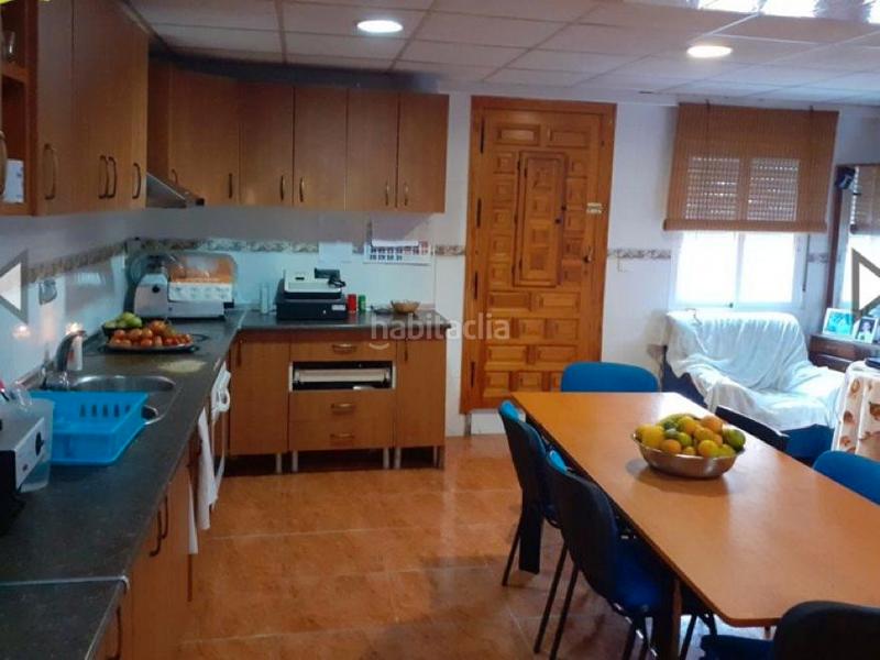 Foto c35c0ac8-c7ac-4a34-9e77-4bf8e2019356. Casa adosada en calle fortuna 3 casa grande renovada en Archena