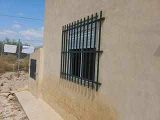 Propriété à Partida sol del camp 1. Casita con proycto de luz