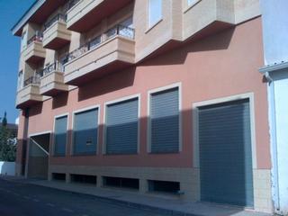 Local Comercial a Reyes catolicos 17. Local comercial a estrenar en venta en los montesinos