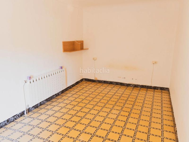 Foto 2aca04e1-d3d5-48df-880e-45ee52ec13ee. Reihenhaus in calle plaza in Plans de Sió (Els)