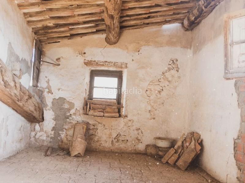 Foto 598d66ed-8b52-4fce-b457-399af779c547. Reihenhaus in calle plaza in Plans de Sió (Els)