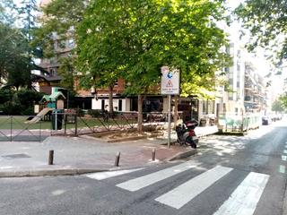 Lloguer Aparcament cotxe a Calle londres 28. Garaje tranquilo centrico entre ventas y manuel becerra