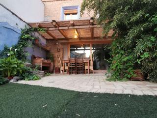 Casa a C/ jaime casasús nº 5. Casa tradicional con jardín