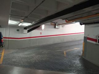 Rent Car parking in Calle rafael alberti 5. Plaza parking alquiler