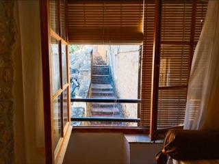 Casa a Carrer de mitjavila 3. Casa rural en un pueblo con encanto