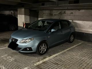 Affitto Posto auto in Carrer de la física 10. Parking cómodo, una planta, 2 entradas y 2 salidas