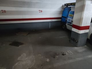 Lloguer Aparcament cotxe a Carrer del dos de maig 290. Economico