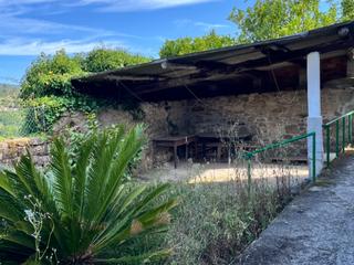Casa a Saians  1. Casa con gran terreno en moraña