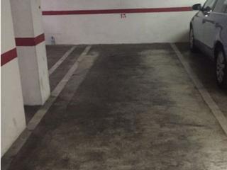 Miete Autoparkplatz in Carrer del pintor castell 39. Alquiler plaza de garaje