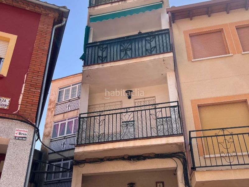 Foto d9e6551f-f306-4e3c-adad-2a7f049206e3. Flat in plaza constitución 6 in Aldeanueva de San Bartolomé