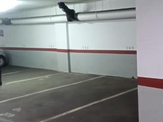 Aparcament cotxe a Carrer de londres 6. Parking en venta coche pequeño