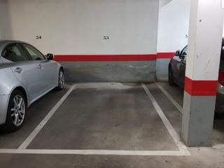 Aparcament cotxe a Calle jano 8. Parking en calle jano