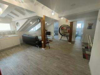 Rent Flat in Cuesta de la atalaya 17. Atico de diseño.