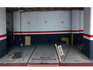 Alquiler Parking coche en Muntaner 200. Para coche pequeño o moto