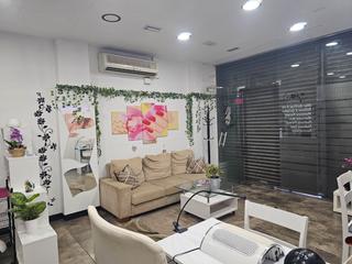 Transfer Business premise in Carrer de l'estrella 2. Traspaso centro de manicura