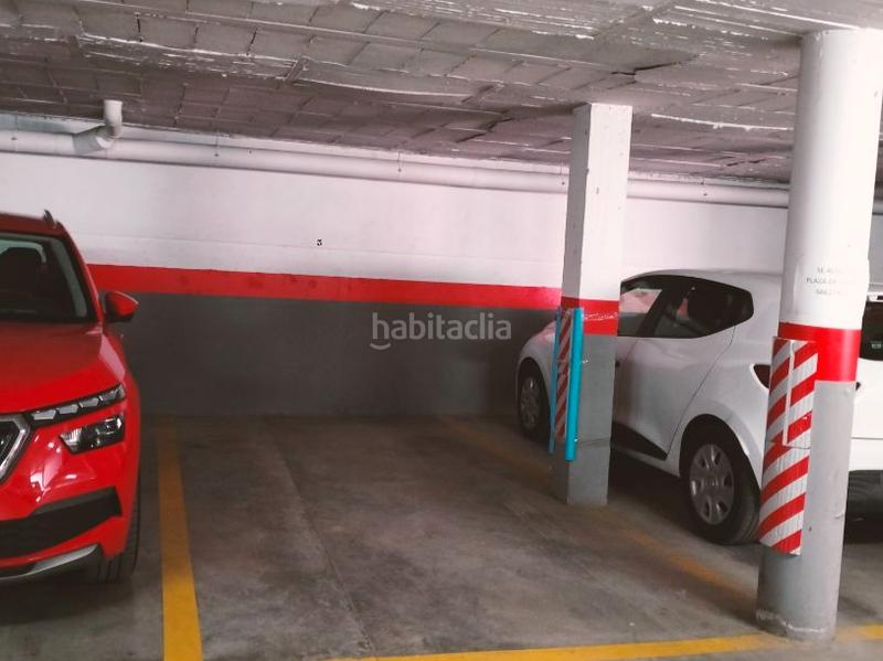 Foto 3158d842-f107-4c7b-8674-fc3a52e93029. Miete autoparkplatz in antequera 10 in Écija