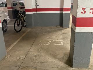 Aparcament de moto a Carrer de domenec carles 26