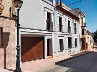 Casa a José maría lillo 41. Se vende casa en mengibar zona céntrica