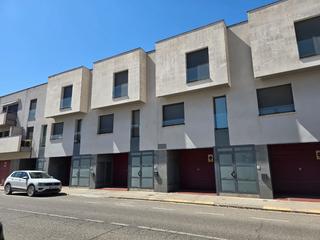 Semi detached house in Avinguda pau casals 62a