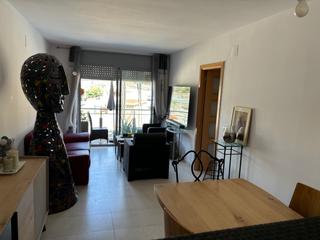 Apartament a Carrer viena 66. Bonito piso 3 hab 2 baños parking privado y elevador