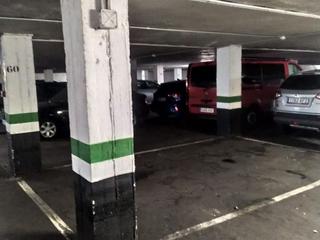 Lloguer Aparcament cotxe a Plaza celestino  maria del arenal  7 al 14. Alquilo parcela de garaje