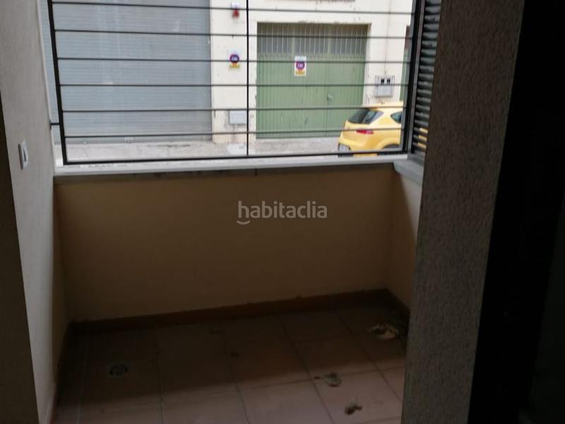 Foto 583b5f21-b785-4c83-a1c4-bd8a16e4b188. Piso en taure 25 piso semi nuevo en Carretera de Roses-Fossos Figueres