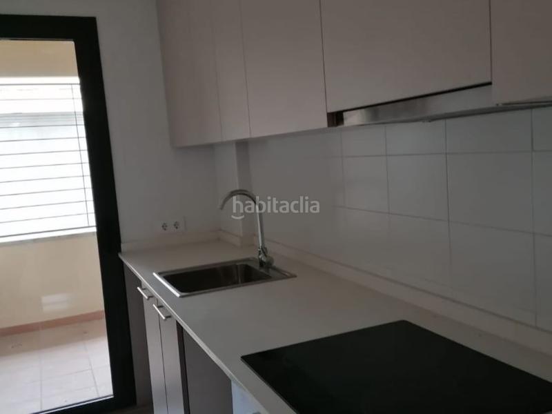 Foto c936aa74-9501-47da-a1ce-b962192b1822. Piso en taure 25 piso semi nuevo en Carretera de Roses-Fossos Figueres