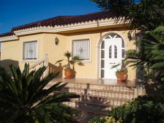 Casa en Vereda liorna 72. Chalet con parcela cercano a orihuela - ciudad