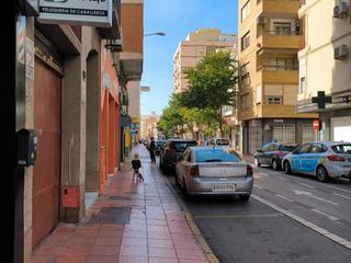 Parking coche en Calle granada 139. Se vende plaza de garaje