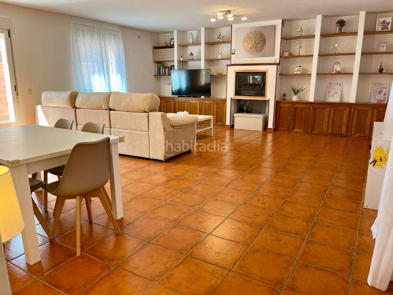 Foto d9138b1e-ae9d-4cea-b000-ef3ca804ee06. Casa en carretera de turégano 1 precioso chalet individual en Torrecaballeros