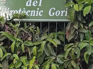 Lloguer Aparcament cotxe a Pirotécnico gori 08. Alquiler plaza amplia con puerta automatica