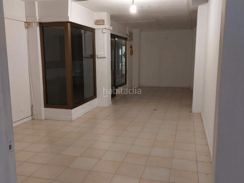 Foto 81b20ec8-ab01-47fa-8025-153295d2b1e2. Alquiler local comercial en calabria 15 local comercial al Centre de la garriga. en Garriga (La)