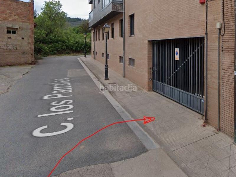 Foto dd57b54b-6a9f-4ea3-bc5e-f587f5f5d4cc. Miete autoparkplatz in calle graciano 2 in Alberite