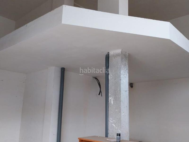 Foto ce54450f-ce75-430a-bd4c-e8515d814c3c. Local comercial a c/alt camp 2 a Espluga de Francolí (L´)